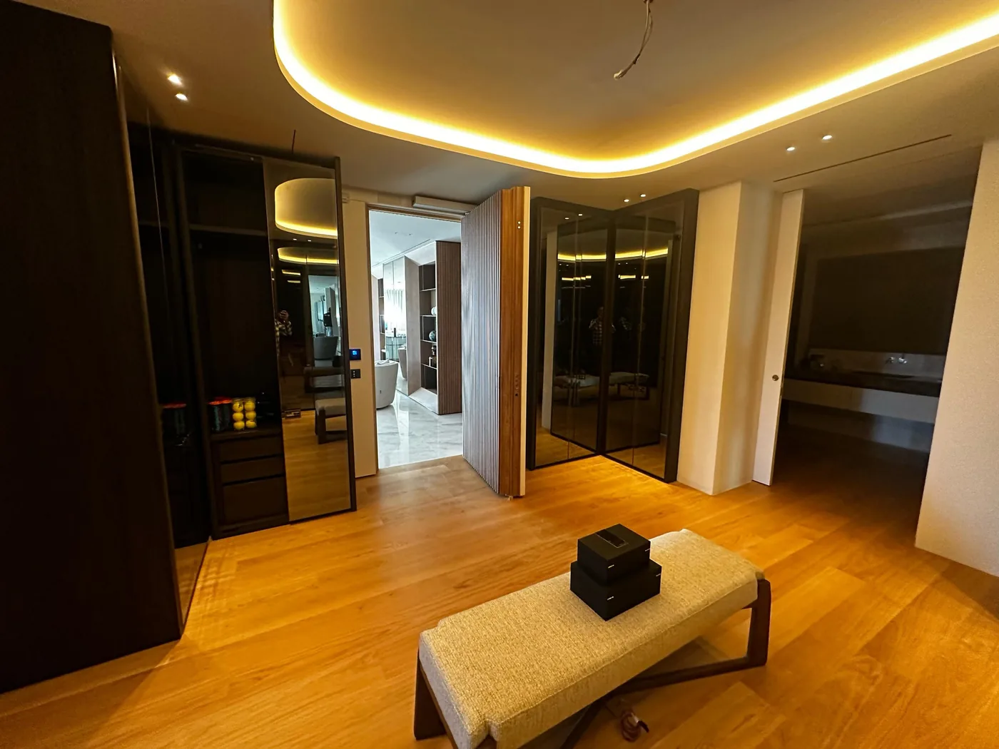 Dressing room with the hidden door open: behind it lies the way into the protected space.